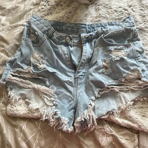 Cut off shorts